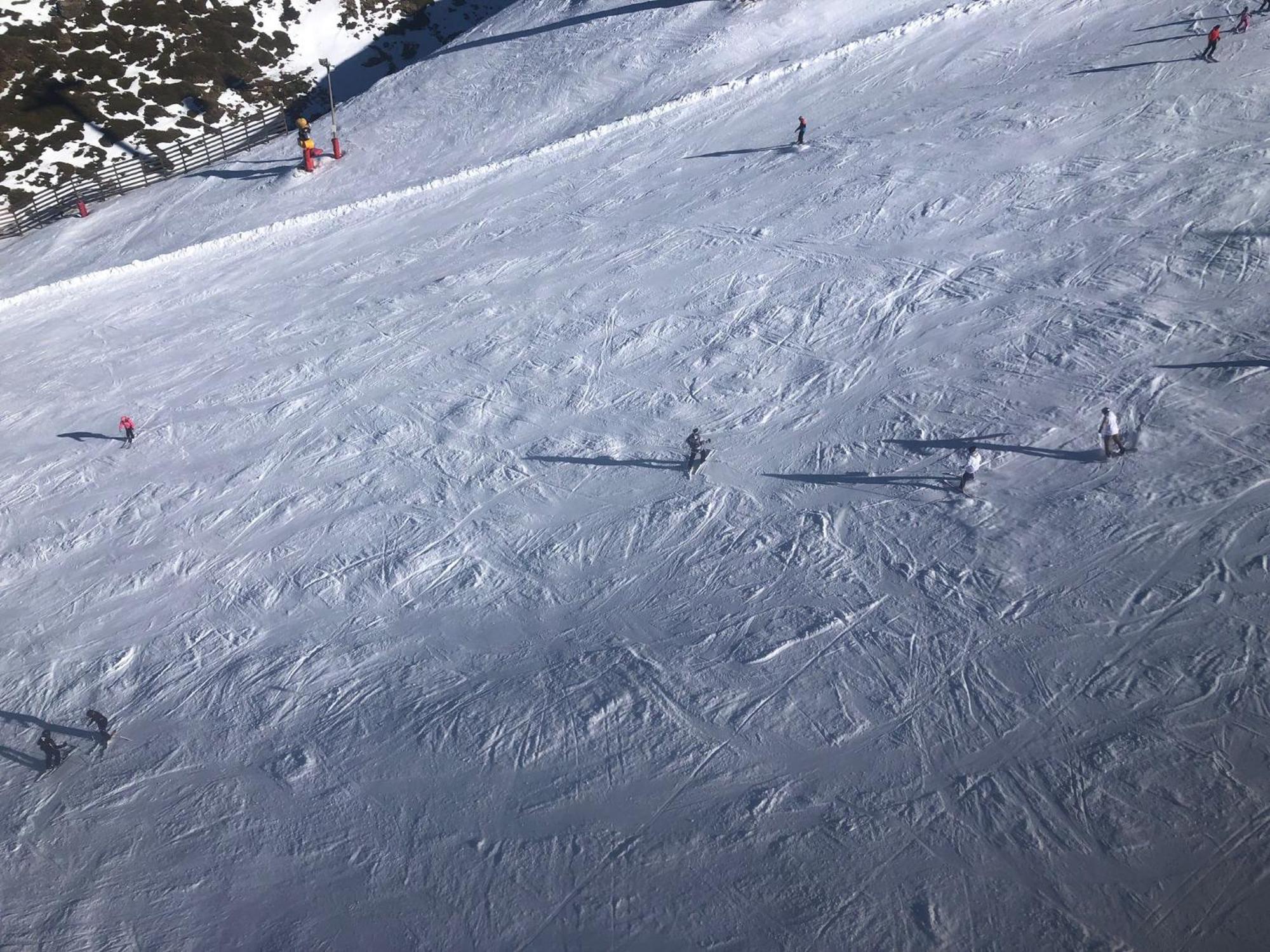 Sierra Nevada, Apartamento Abuhardillado Parking Y Wifi Eksteriør billede